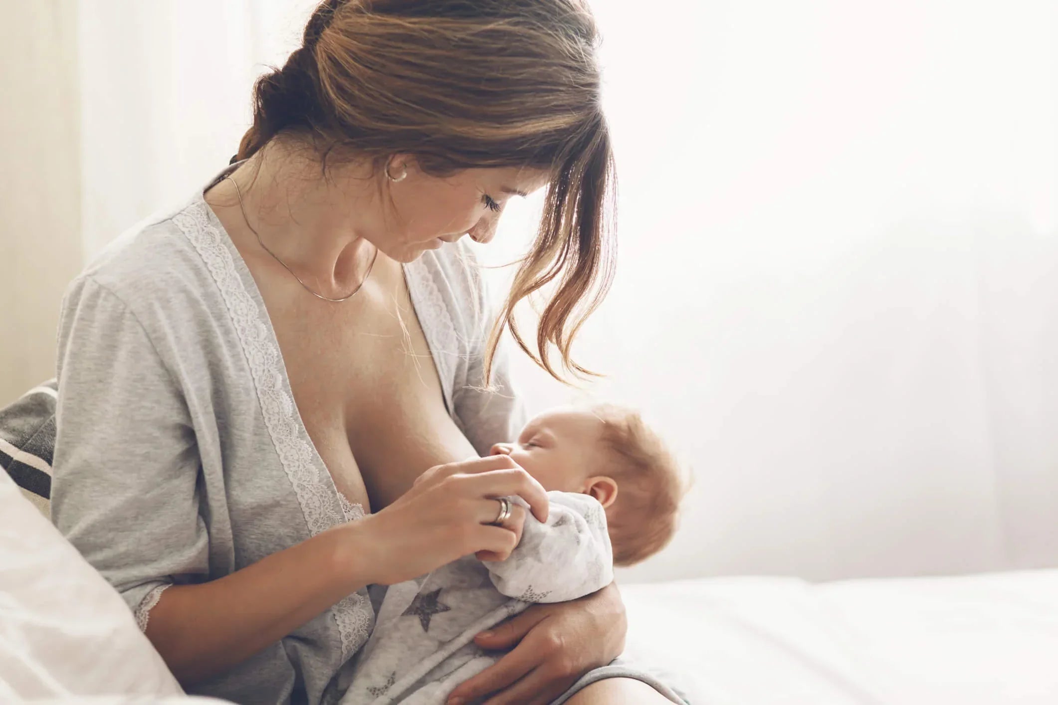 Vitamini za doječe matere: katerih ne smemo spregledati?